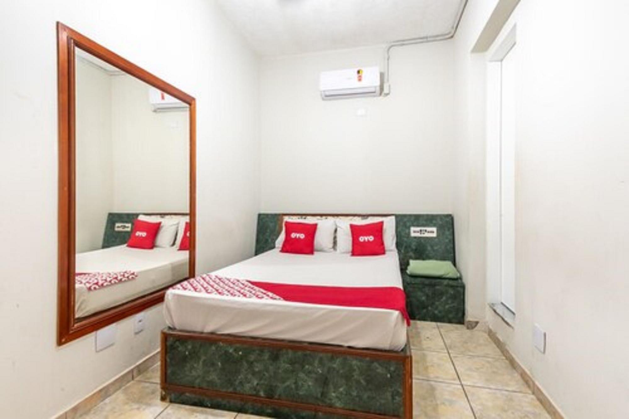 Oyo Hotel Dom Pedro, Sao Paulo Bagian luar foto