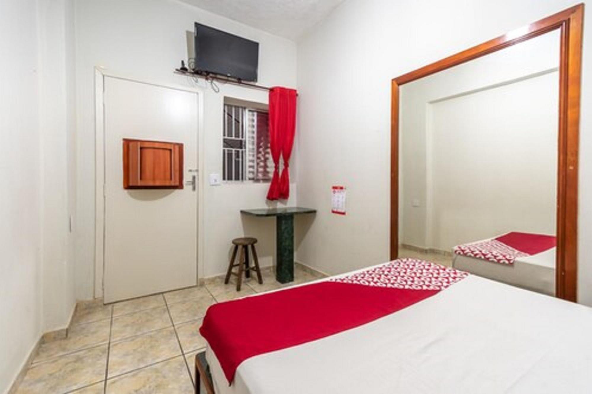 Oyo Hotel Dom Pedro, Sao Paulo Bagian luar foto