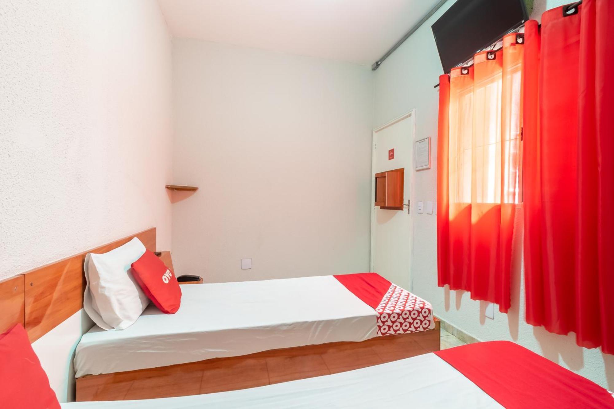 Oyo Hotel Dom Pedro, Sao Paulo Bagian luar foto